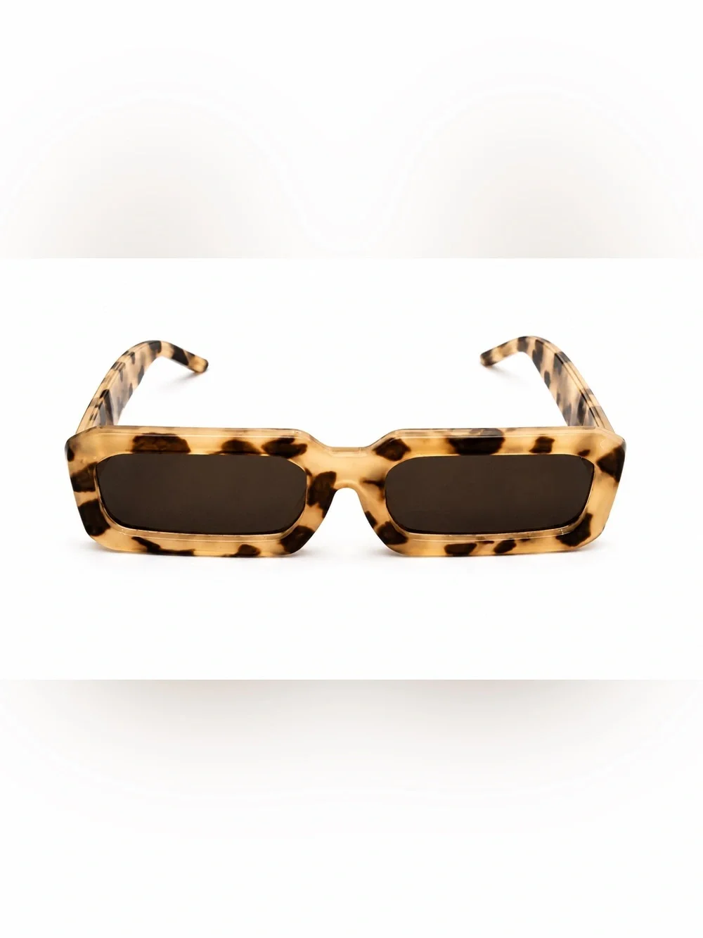 🕶️ Trendy Y2K Tortoise Shell Rectangular Sunglasses